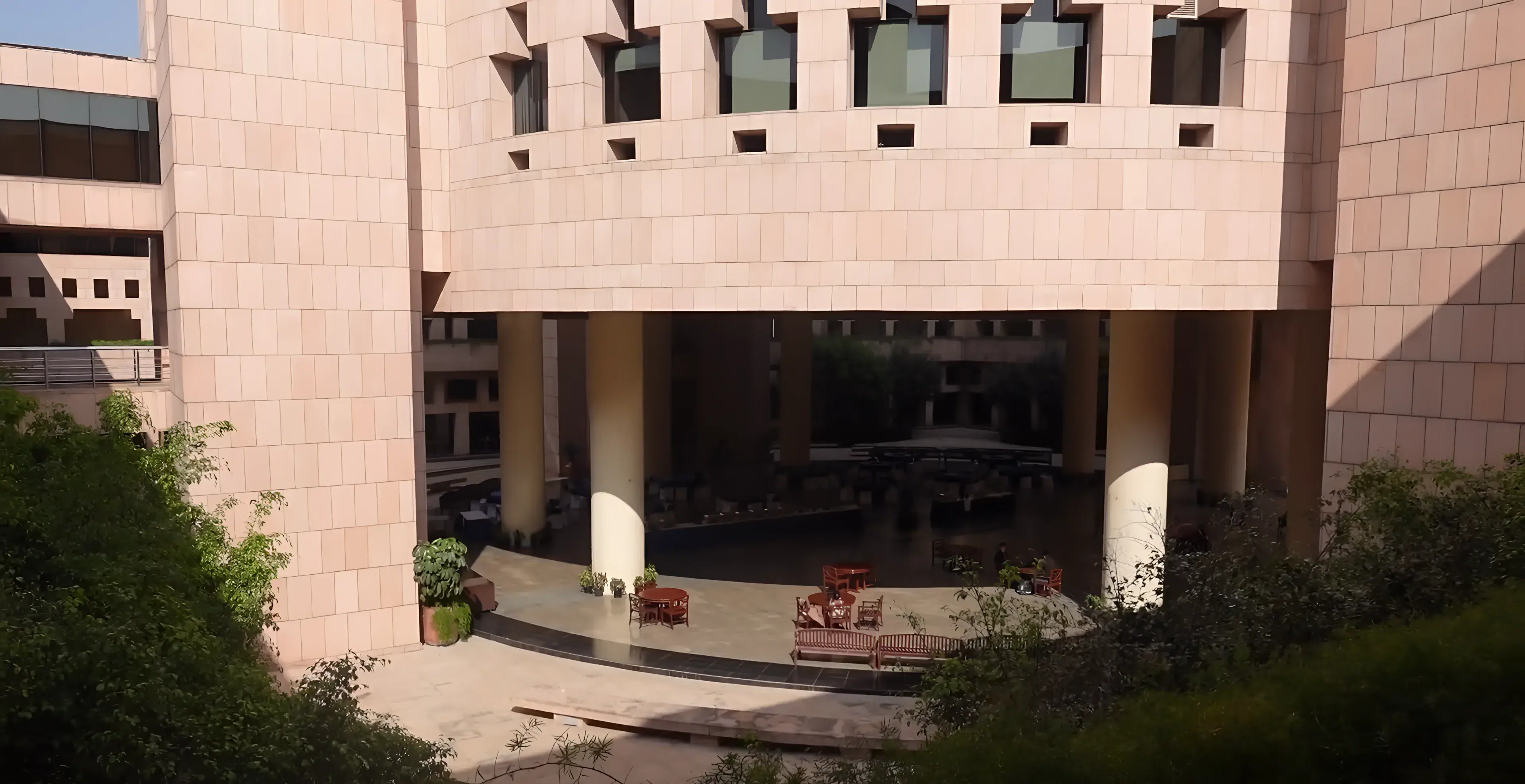 ISB Hyderabad academic infrastructure photo 6